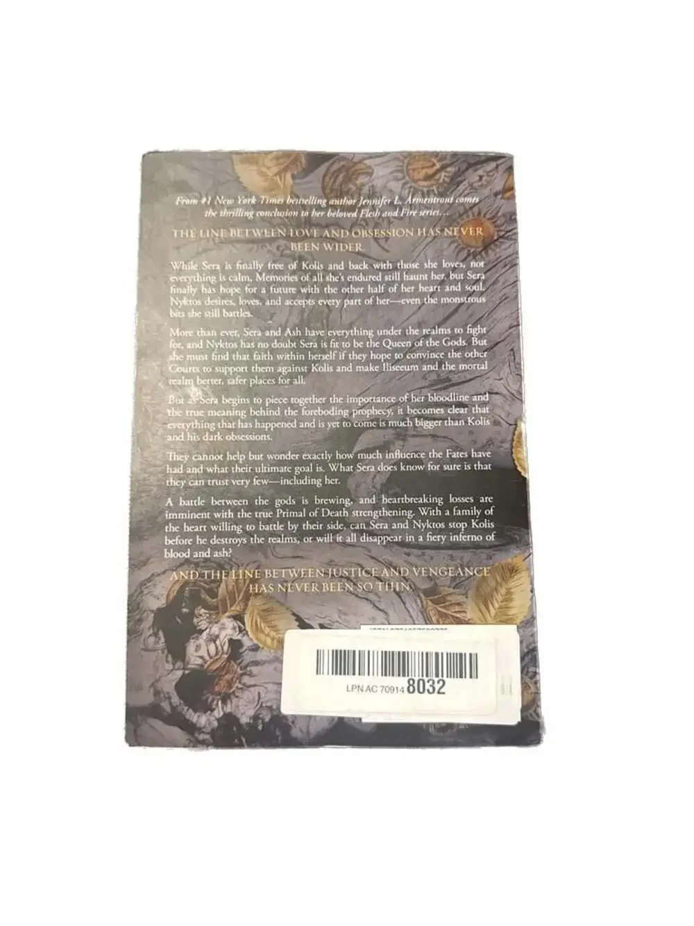 Born of Blood and Ash: A Flesh and Fire Novel by Jennifer L. Armentrout Pprbk